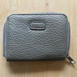 ROSETTI GREY FAUX LEATHER ZIP WALLET WOMEN'S CHANGE CREDIT CARDS ETC